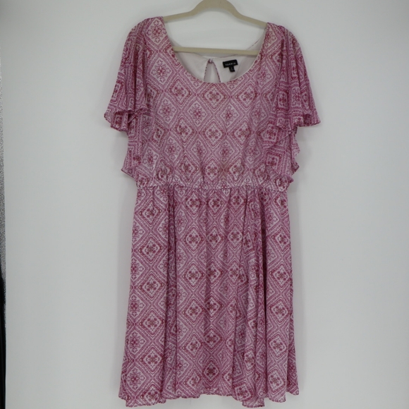 Torrid Women's Mini Chiffon Skater‎ Dress Berry Floral Size 2X Ruffle Sleeve - Picture 1 of 14